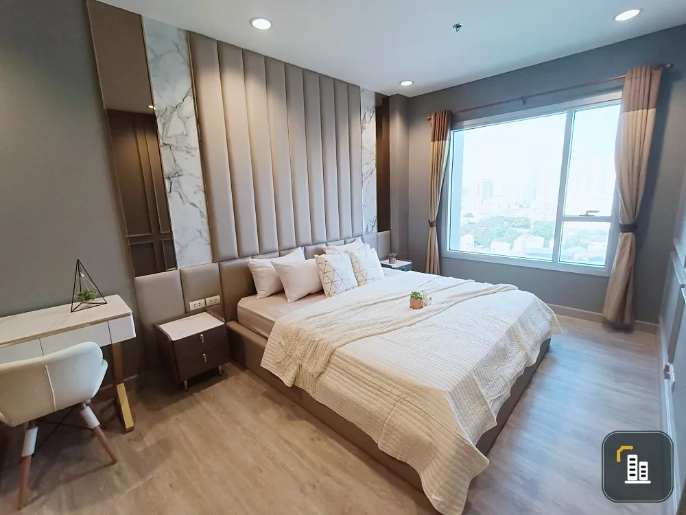 Sell Intro Phaholyothin-Pradiphat, 18th floor, very beautiful decoration, newly renovated, whole room, luxurious, very nice, book now