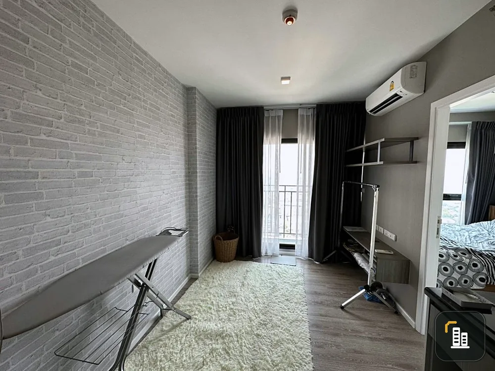 Selling Kensington Sukhumvit-Theparak, high floor, clear view, room with wallpaper, don't be late, reserve first, stay first.