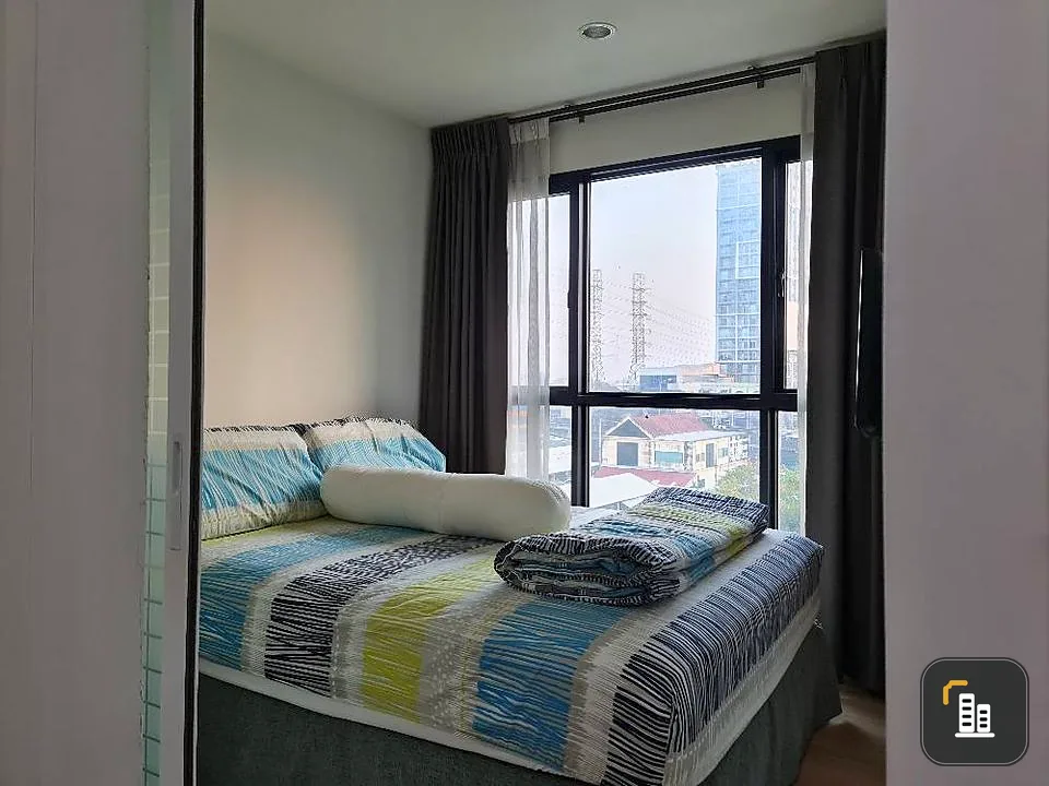Quick Sale The Base Cheangwattana The room is ready, furnished, complete with electrical appliances. You can only come in.