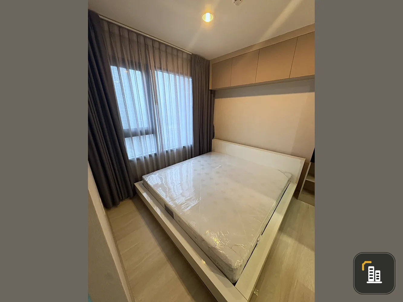Sell Life Pinklao, 12th floor, pool view Complete facilities You can carry your bag and move in.