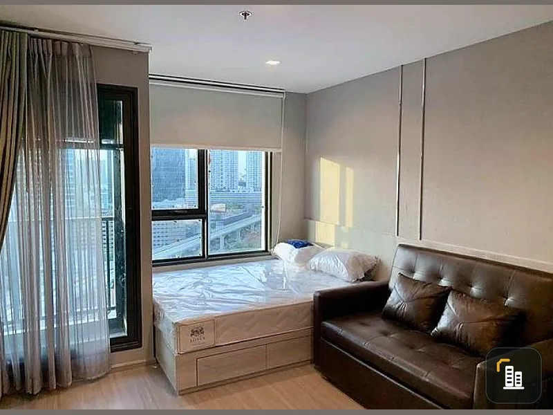 For rent, Life Ladprao, the hottest condo in Lat Phrao area, next to BTS, 18th floor, fully furnished.