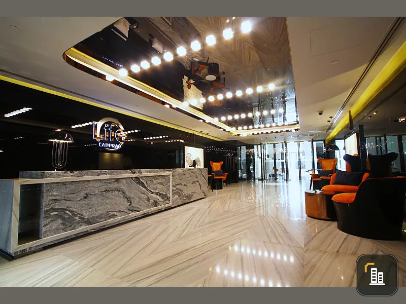 Sale down payment Life Ladprao, this room has a very beautiful view, 39th floor, very good price. Who has been there, guaranteed to be satisfied for sure.