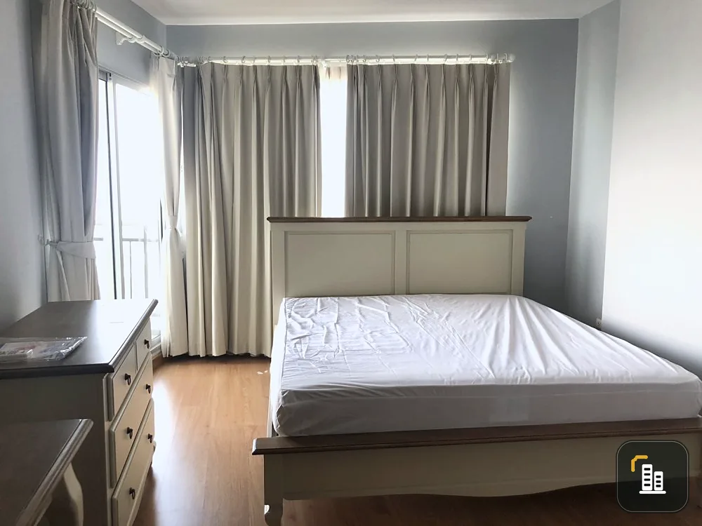 Condo for sale, Supalai Park Ekkamai-Thonglor, corner room, beautiful view overlooking the Saen Saeb Canal, book now!!