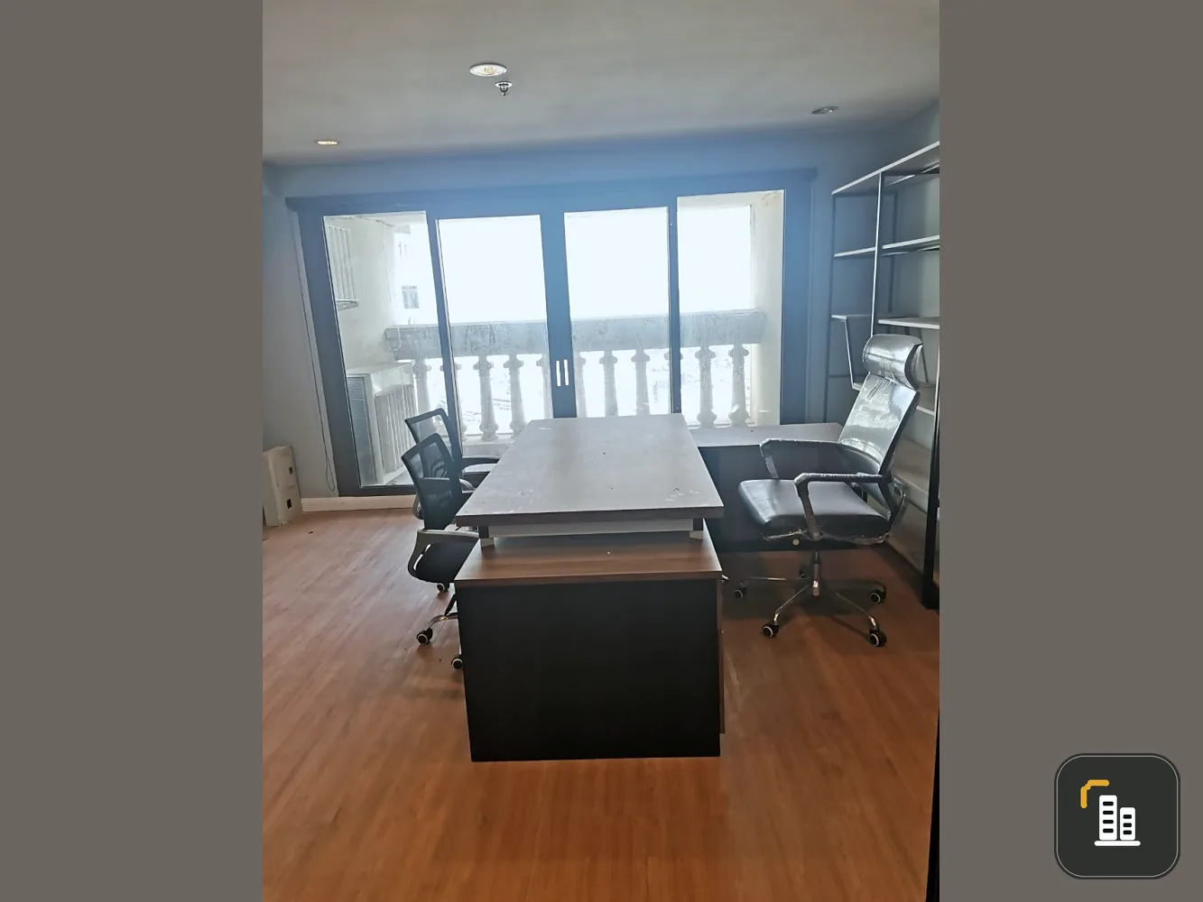 Condo for rent, sale, The State Tower, nice room, wide size, open, comfortable, high floor, good price, hurry to book