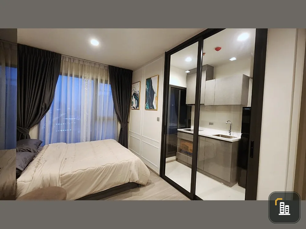 For rent Life Asoke-hype, 19th floor, has a high view, comes with full facilities. If interested, reserve quickly. Don't wait.