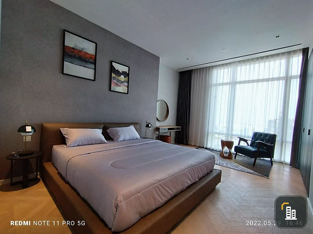 Condo for rent, Four Seasons Private Residences, 2 bedrooms, 2 bathrooms, high floor, luxury furniture, beautiful decoration.