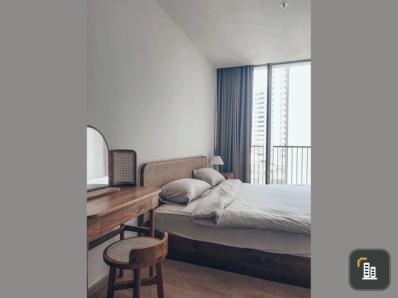 Condo for rent, Noble Around Sukhumvit 33, outstanding beautiful view. Completely awesome machine like this. Don't miss it.