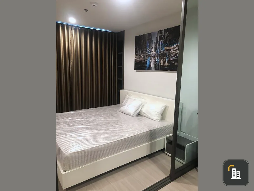 The hottest in Lat Phrao It's right here!! Life Ladprao, luxury condo, comfortable, near the train station for rent