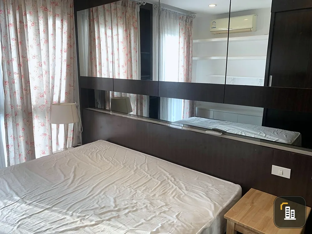 For sale, rent, Park Exo, 4th floor, pool view, furniture and complete electrical appliances. Ready to move in, book now.
