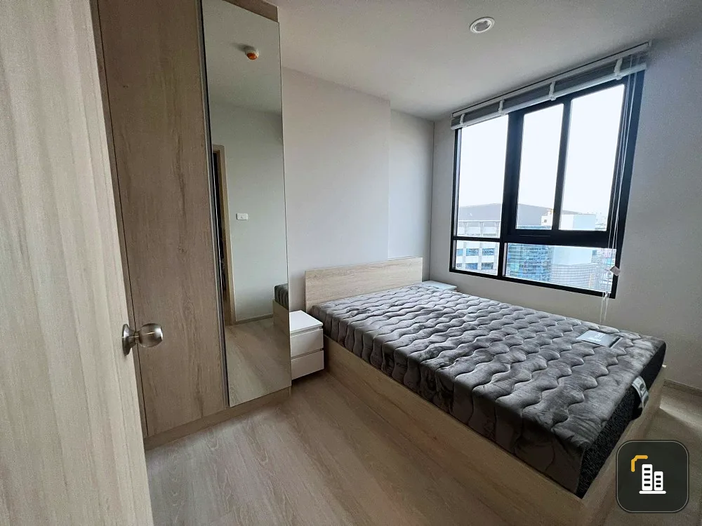 For rent, New Noble Ngamwongwan, 11th floor, unblocked view, complete electrical appliances. Carry your bag and move in.
