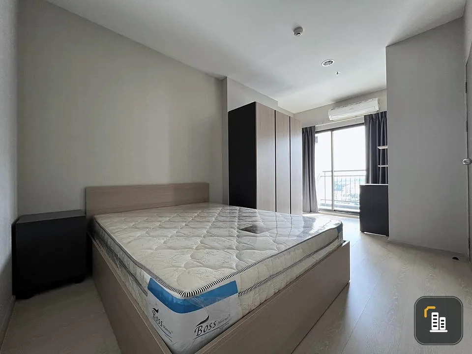 Sell Ideo Sukhumvit 115, 14th floor, south view, overlooking the pool. Comes with full decoration. Book now. Urgent.