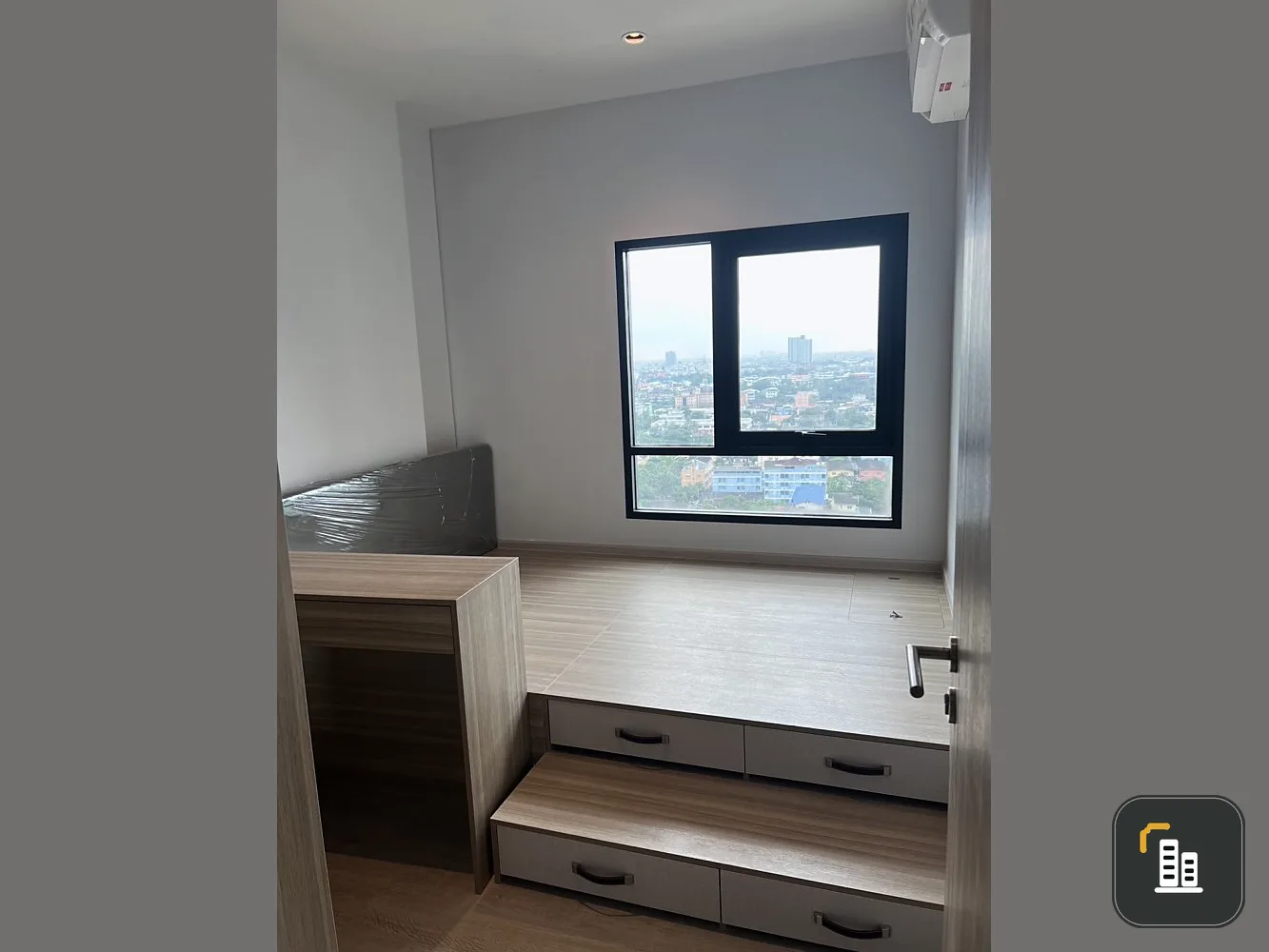 Condo for sale: Altitude Unicorn Sathorn - Thapra, nice room, modern style Well built-in, hurry up and book now.