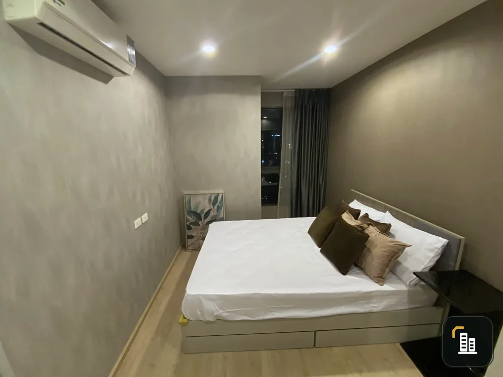 For sale, Ideo Wutthakat, high floor, city view, fully furnished. affordable price Reserve first, stay first.