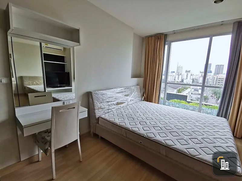 Pang Ver. Life @ Ladprao 18 for rent. The most beautiful room. Very satisfying. Great view. Very new inside. Whoever missed this room will surely regret it.