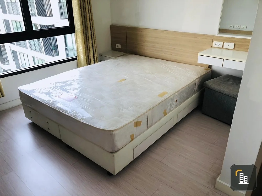 Selling Proud X2, spacious room There is a usable area on the 8th floor with a view of the pool, saying that you must not miss this room.