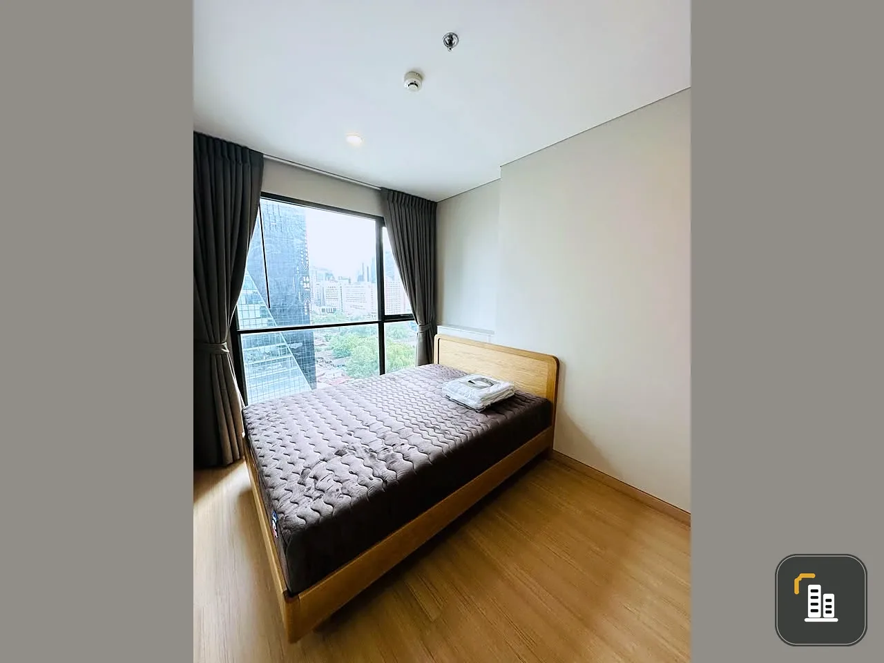 Condo for rent, Lumpini Suite Phetchaburi-Makkasan, nice room, spacious size, fully furnished, lovely price, don't miss it.