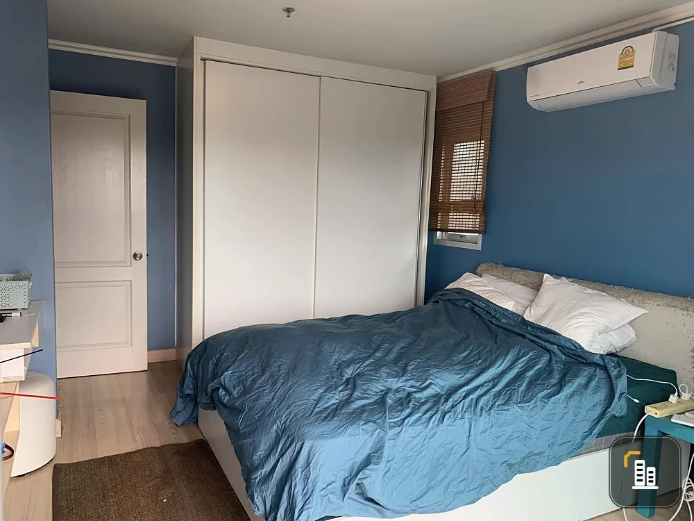 Selling The Escape Condominium, 2 bedrooms, 1 bathroom, fully furnished + electrical appliances The high view is just right, don't miss it.