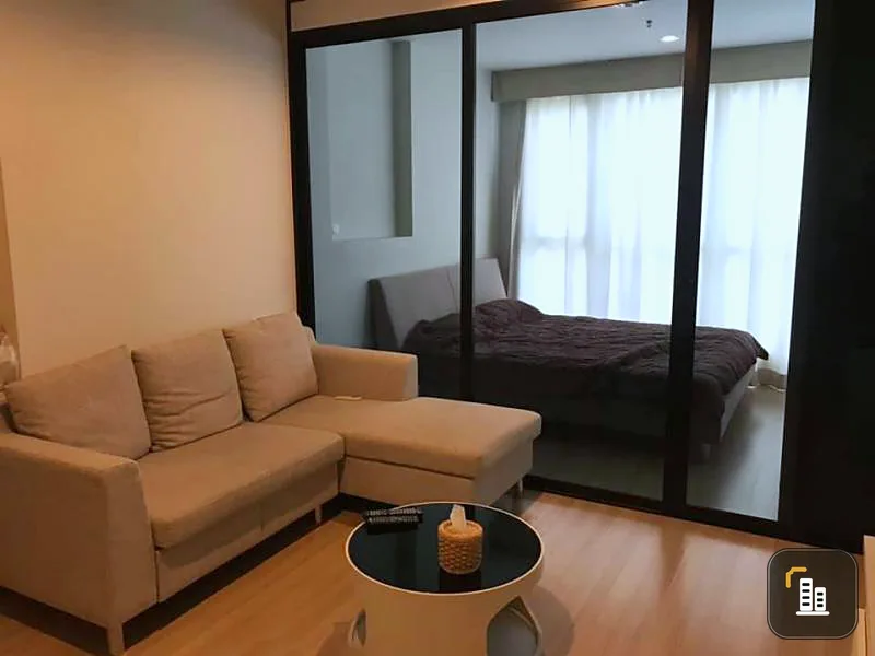 Every convenience will revolve around you here. Life @ Ladprao 18 rooms are ready, near the mall, next to the MRT. Book now.