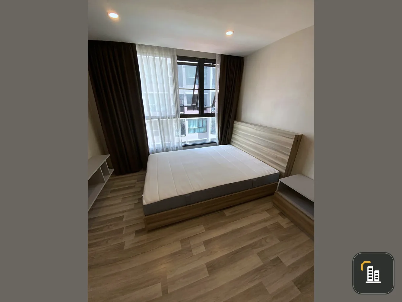 For rent or sale, The Cube Premium Ratchada 32, Rim room, 5th floor, pool view. Don't just look at it. Hurry up to reserve it. Hurry up.
