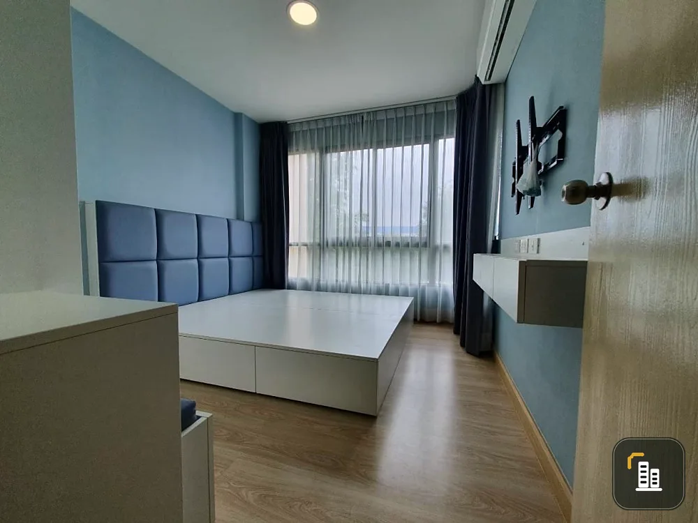 Sell The Revo Condo Ladprao 48, spacious room There is a lot of usable space. affordable price Buy now, don't wait.