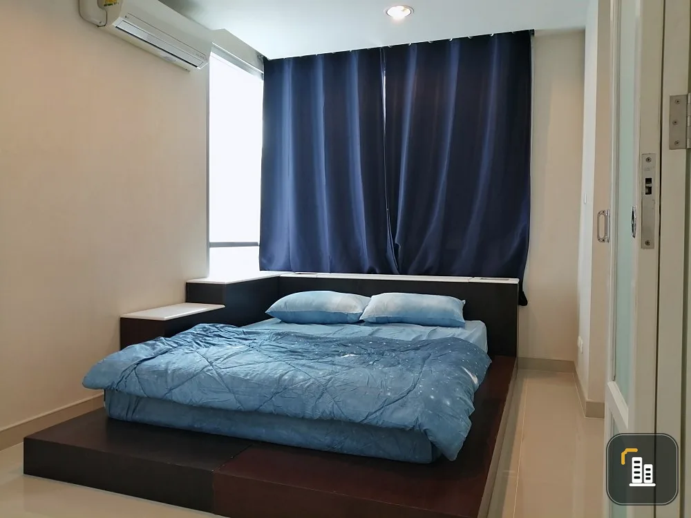 Condo for sale, The Station Sathorn - Bang Rak, ready to move in room, good price, buy it yourself, it's great, great investment, so don't miss it.