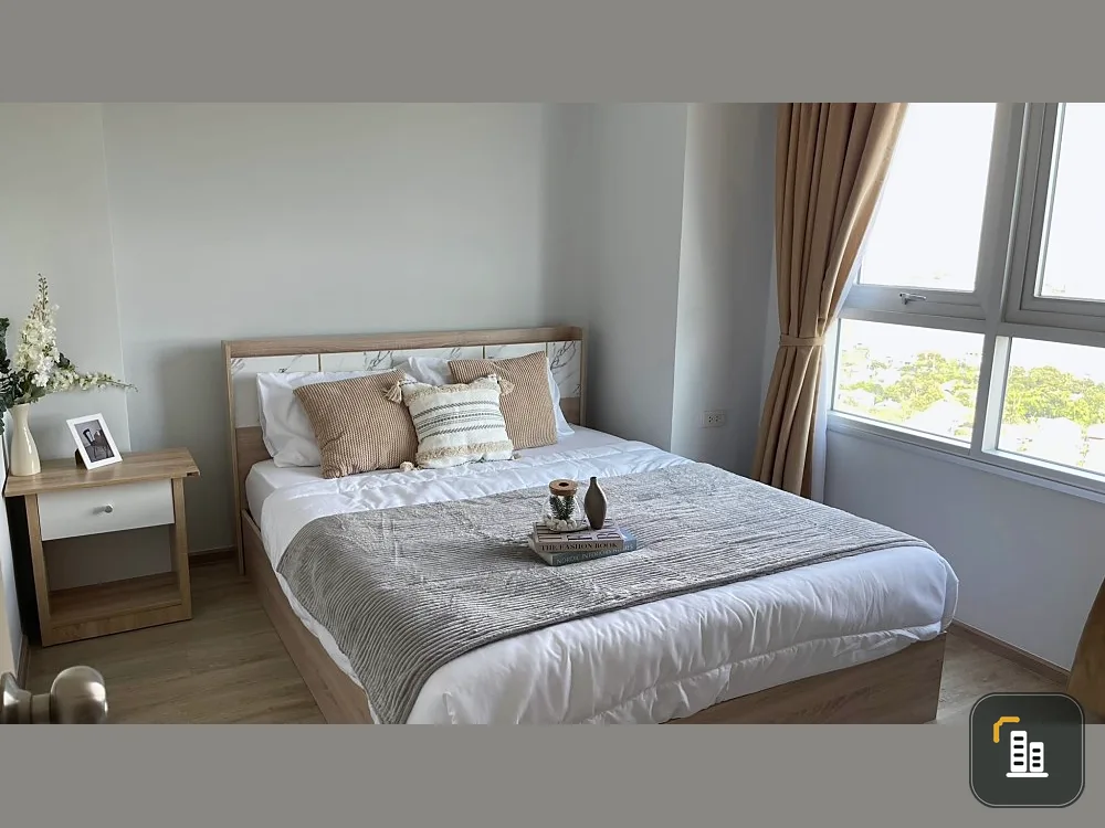 For rent, Rich Park @ Chao Phraya, nice decorated room. clean white tone comfortable price If you miss it, you will regret it.