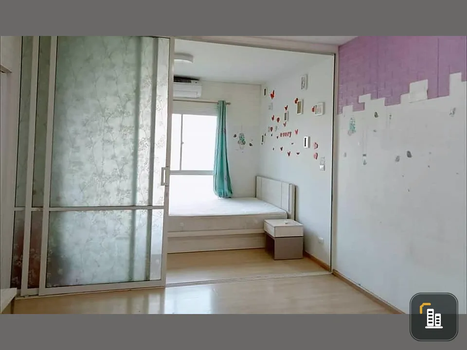 Selling Unio Charan 3, open view, attached wallpaper, the whole room is very nice. Affordable price. Don't delay. Book now.