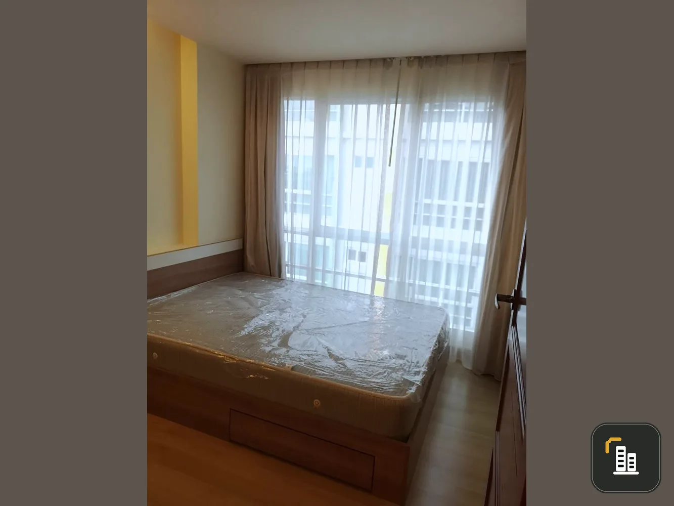 For rent, Emerald Residence Ratchada, fully furnished. Comes at the best price Don't miss a lot