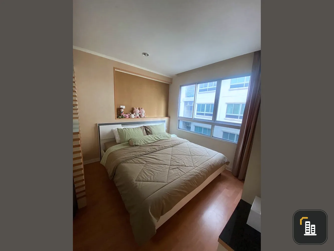 Condo for sale Lumpini Ville Cultural Center fully furnished room Big sofa. Comfortable to sit. Reserve now.