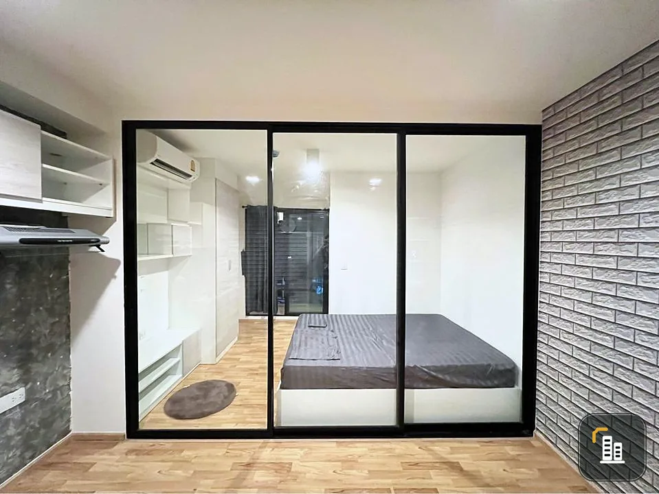 For sale, The Cabana Modern Resort Condominium, with wallpaper, the whole room is very nice. You can't reserve it anymore.