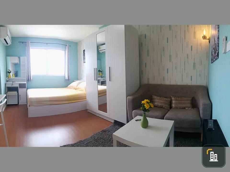 For sale, Lumpini Condo Town Romklao-Suvarnabhumi, 8th floor, beautiful view, fully furnished room, hurry to reserve.