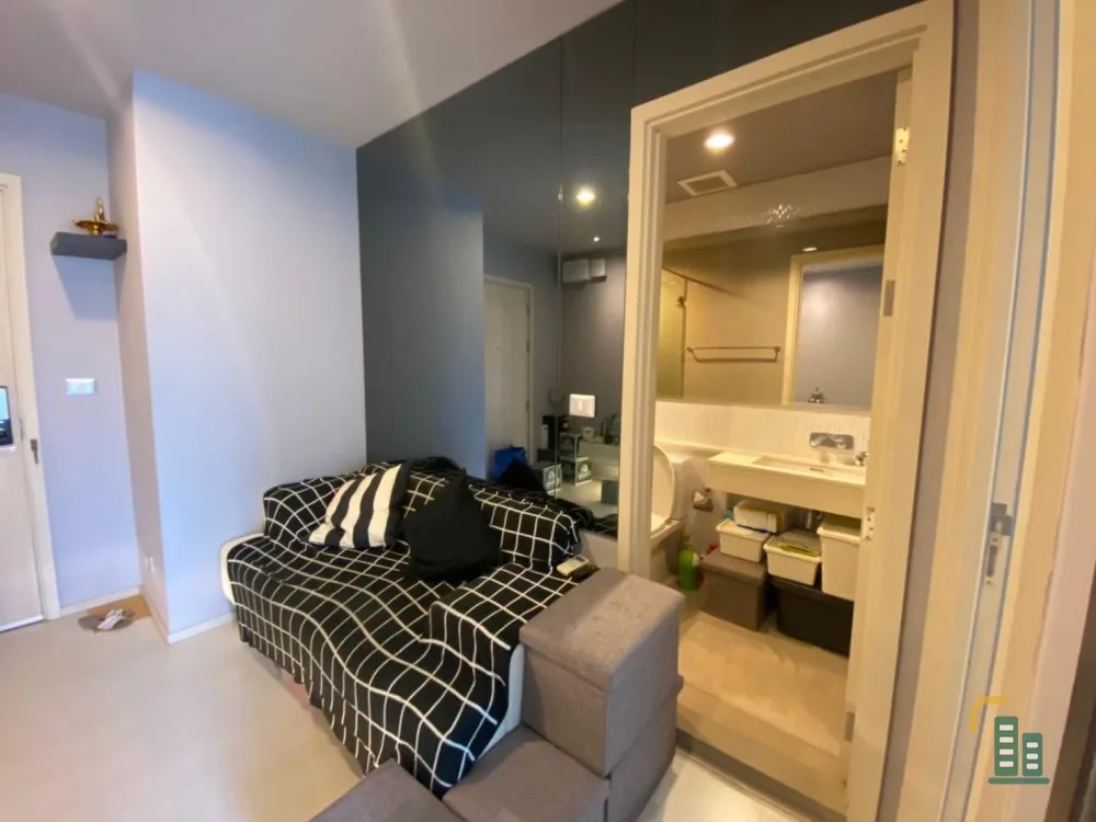 Condo for sale, Rhythm Sukhumvit 42, nice room, ready facilities. Don't miss it.