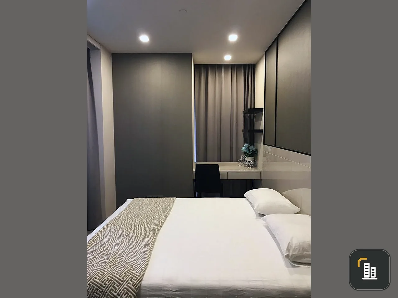 Ashton Asoke condo for rent, nice room, widest size on the floor, fully furnished, 12th floor, good price, don't miss it