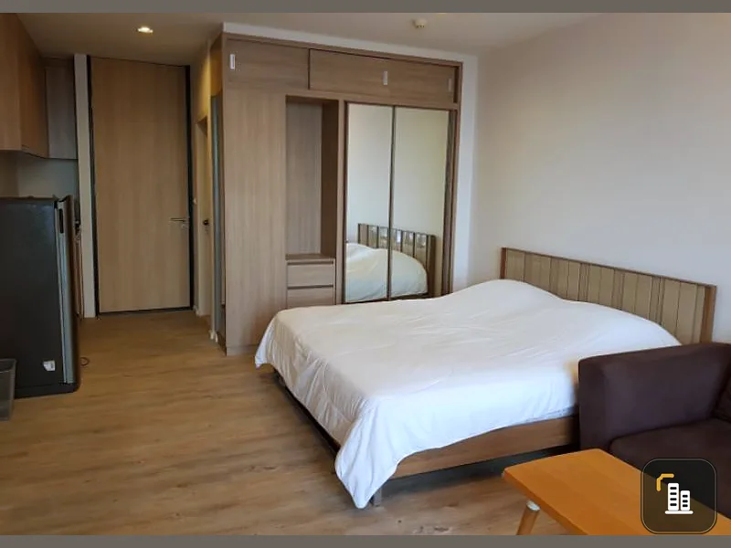 Urgent sale ! The Issara Ladprao, the hottest condo in the prime location, this room has a great view. new interior Don't miss it!