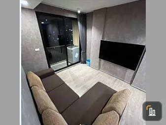 For rent or sale, Lyss Ratchayothin, corner room, fully furnished, complete facilities, good price, hurry to book.