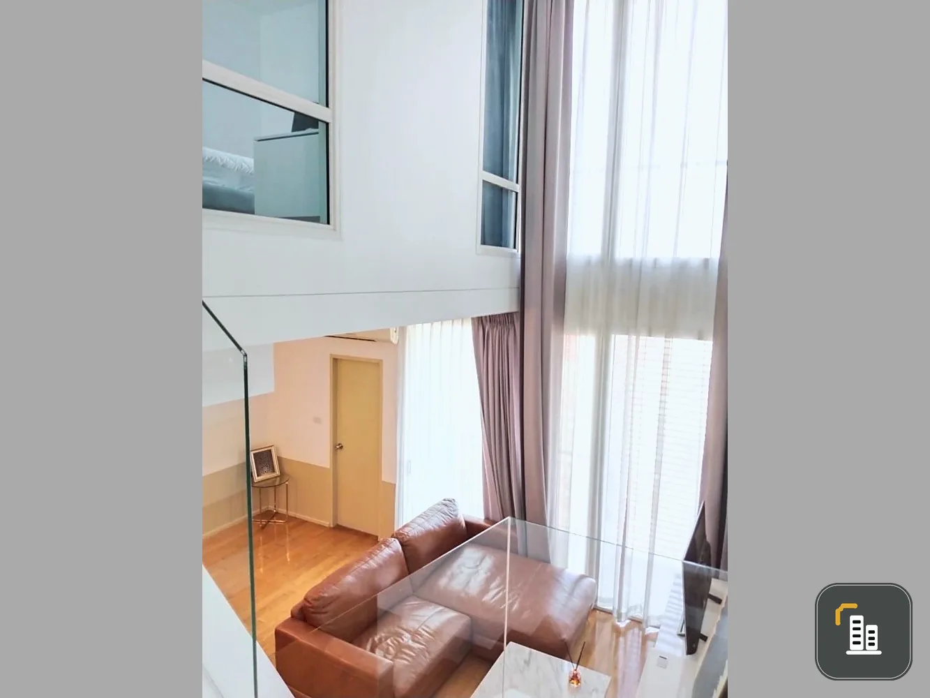 Rent Villa Ratchathewi, Duplex room, Baiyoke Tower view, high floor with high privacy If interested, hurry up to reserve.