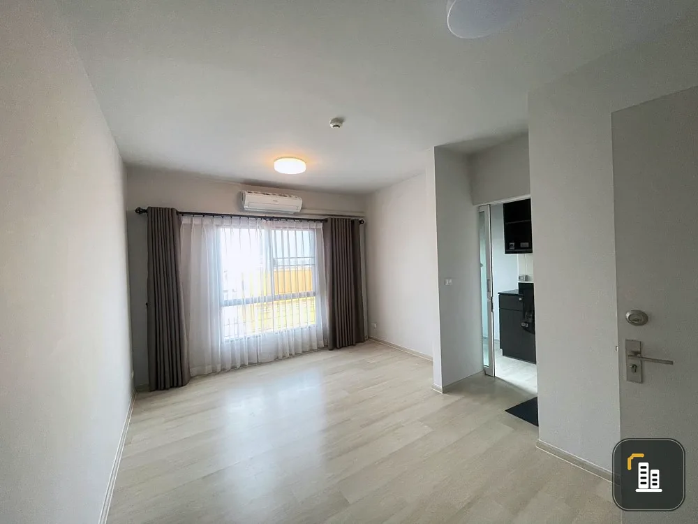 Selling Unio Ramkhamhaeng-Serithai, empty room, separating the kitchen You won't be disappointed for sure.