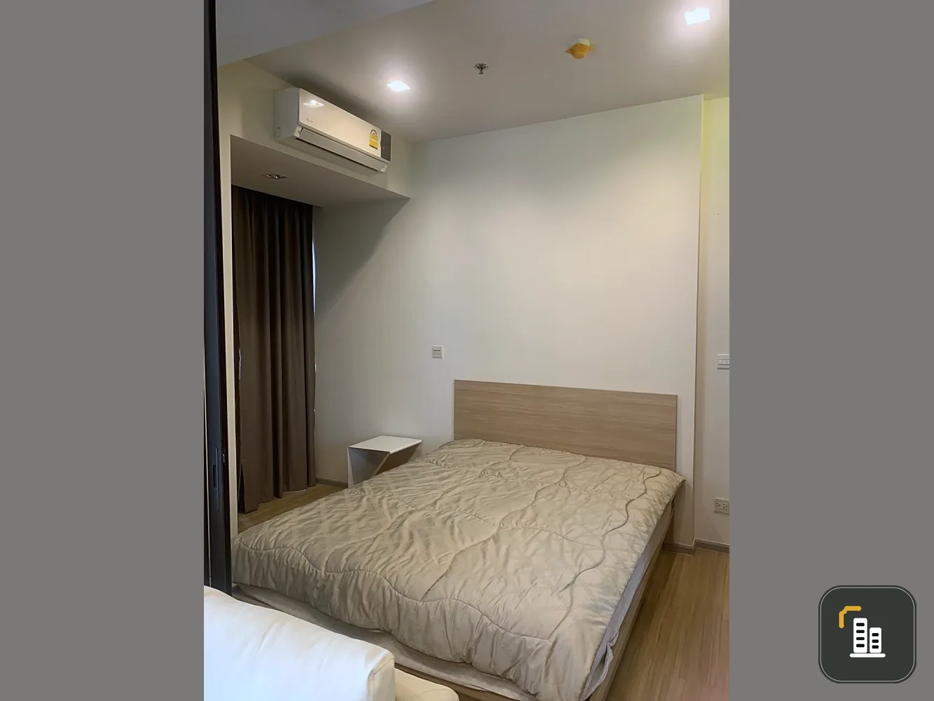 Condo for rent, M Jatujak, modern style room, good size, east facing, complete electrical appliances, good view, book now.