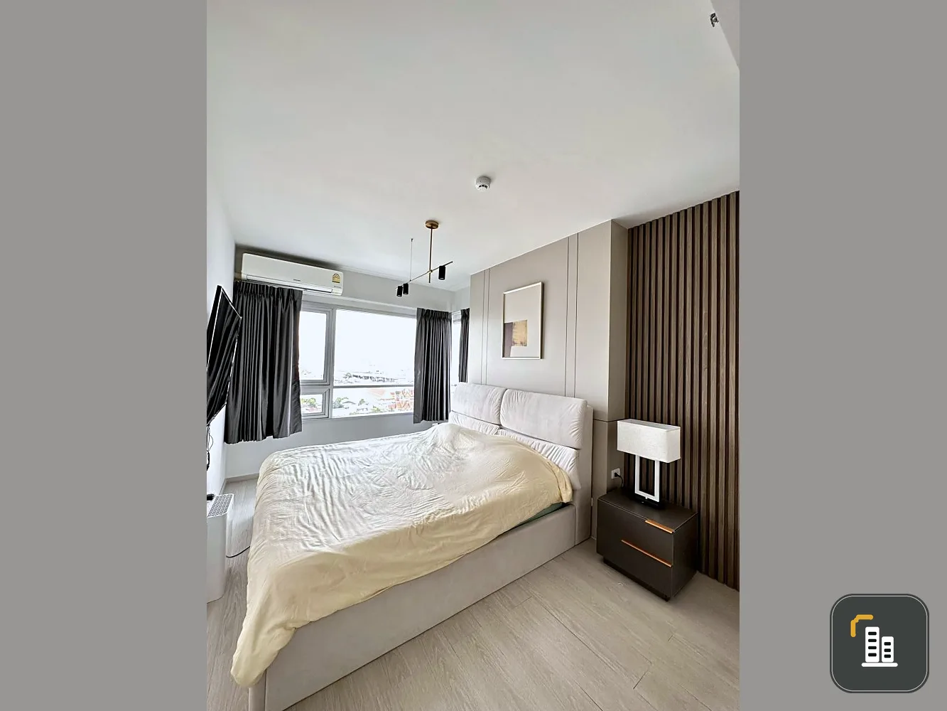Sale, rent, chapter one shine, bangpo, river view, 2 bedrooms, nice decoration, soft colors, soft price, book now.