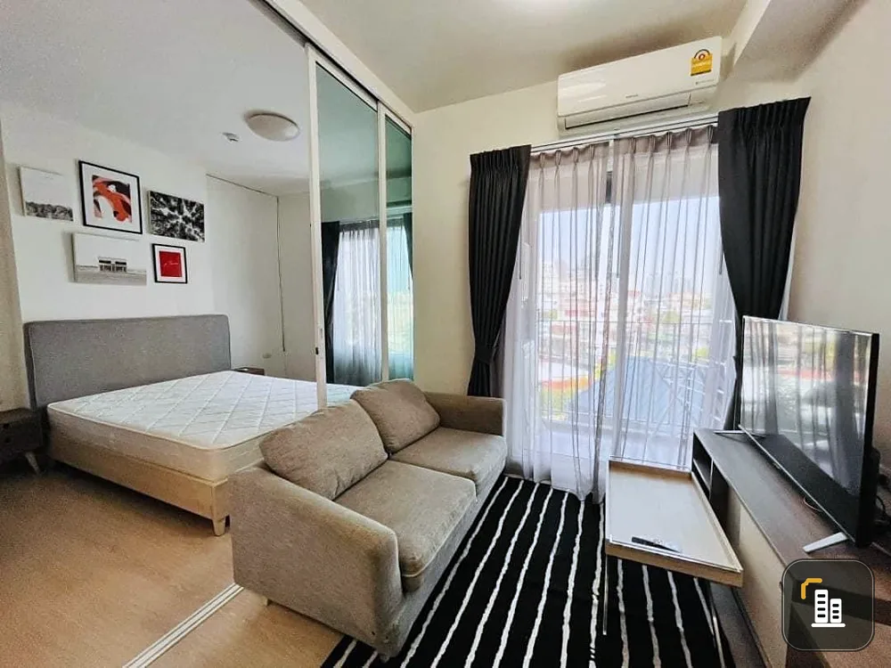 Condo for sale, Chapter One Eco, Ratchada-Huay Kwang, 9th floor, has a nice pool view. complete electrical appliances You can reserve first come first