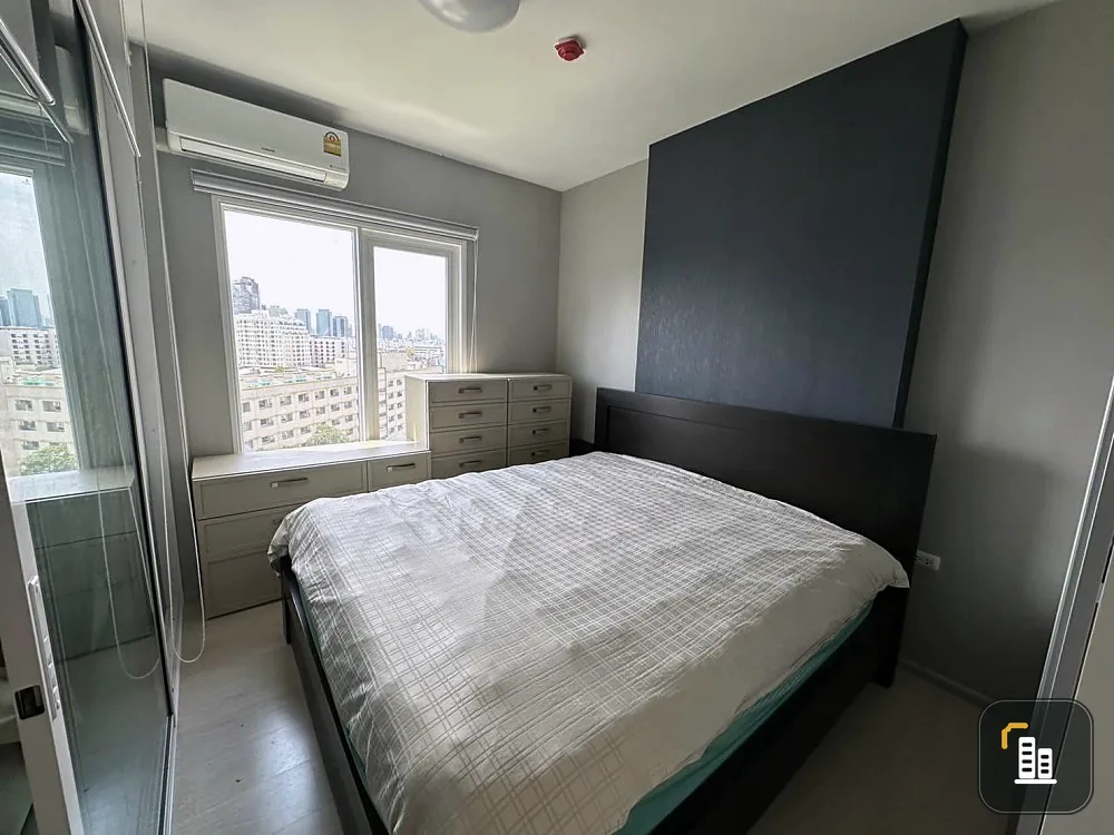 Sale Chapter One Eco Ratchada-Huai Khwang, 9th floor, pool view, corner room, fully furnished, ready to move in, buy now, super cool.