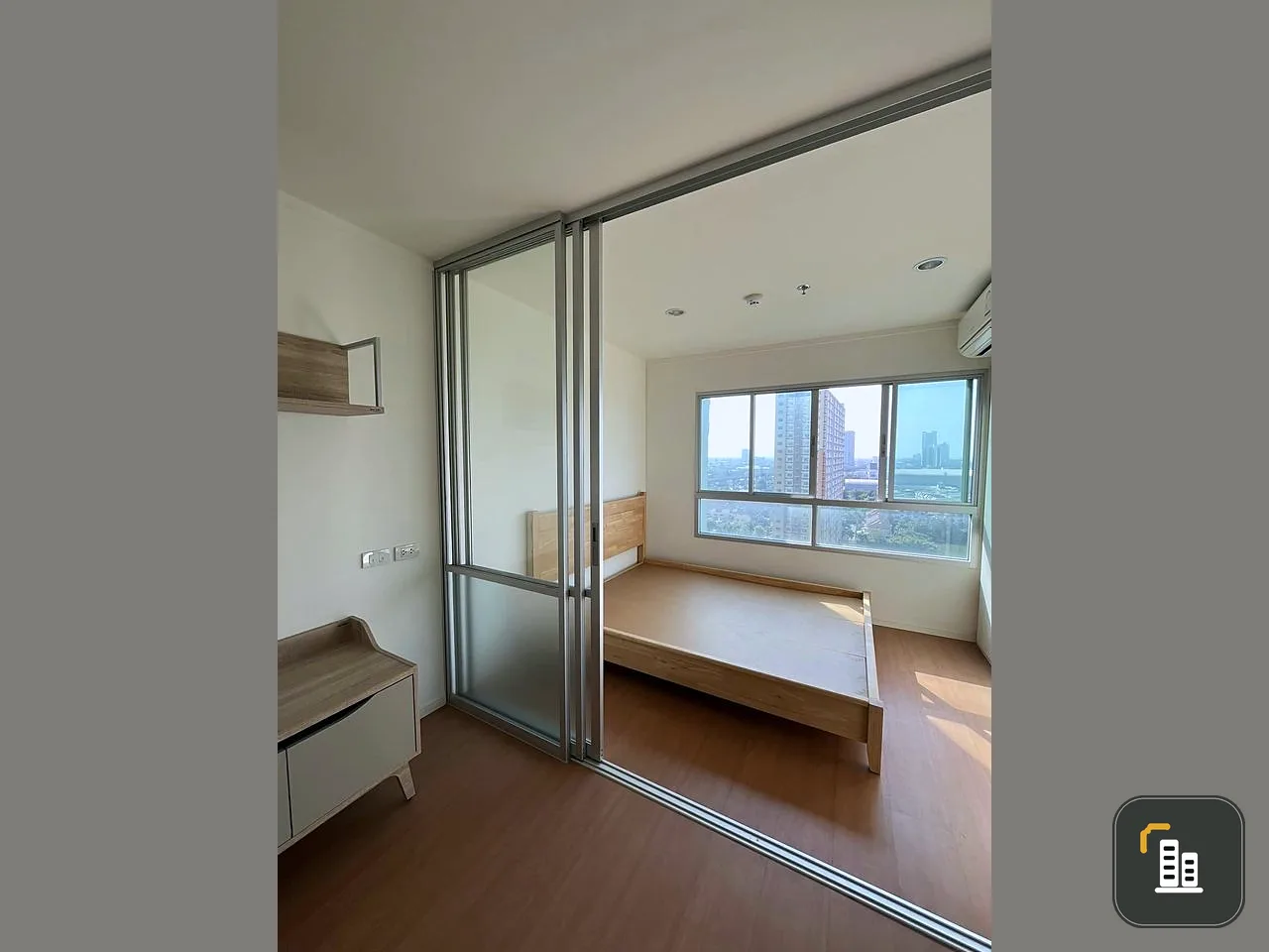 For sale, Lumpini Park Rattanathibet - Ngamwongwan, 15th floor, room divider, nice room, book now, hurry up.