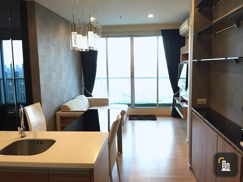 Condo for rent, Rhythm Sukhumvit 50, ready to move in immediately. furnished room You can carry your bag and move in.
