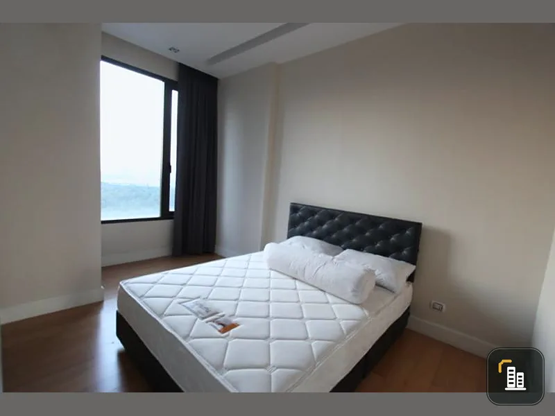 Condo for rent, Equinox Phahon-Vipha, on a location next to BTS. This room is a very good price. There are all available. Don't just look at it. Book now.