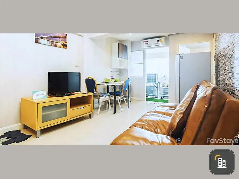 Century park condominium for sale, condo near MRT This room is fully furnished and ready to move in. Urgent!!
