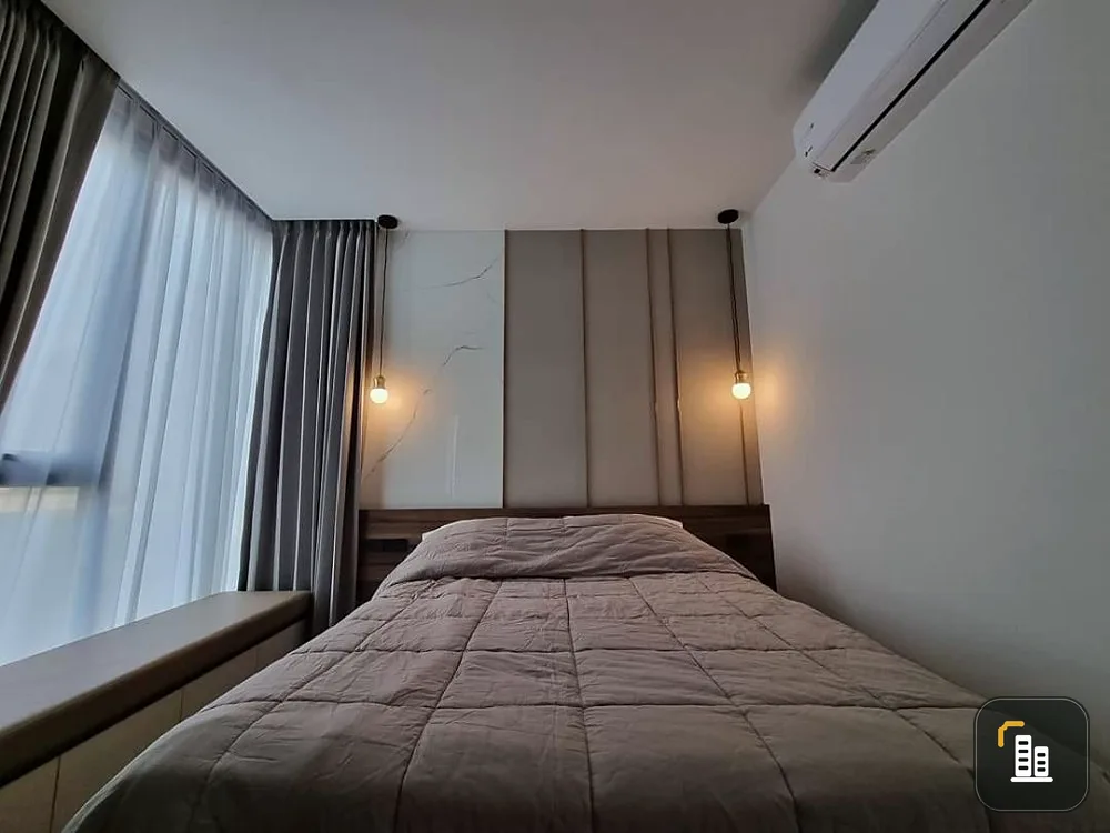 For rent, XT Phayathai, nice decorated room with walk in closet, first come first served, don't miss it.