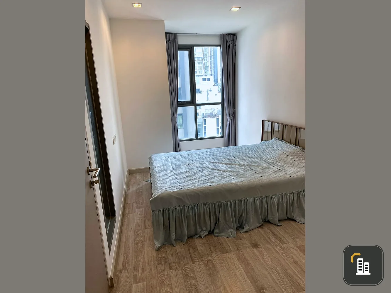 Sell IDEO Mobi Sukhumvit, partition room fully furnished room Ready to move in. Hurry up to reserve.