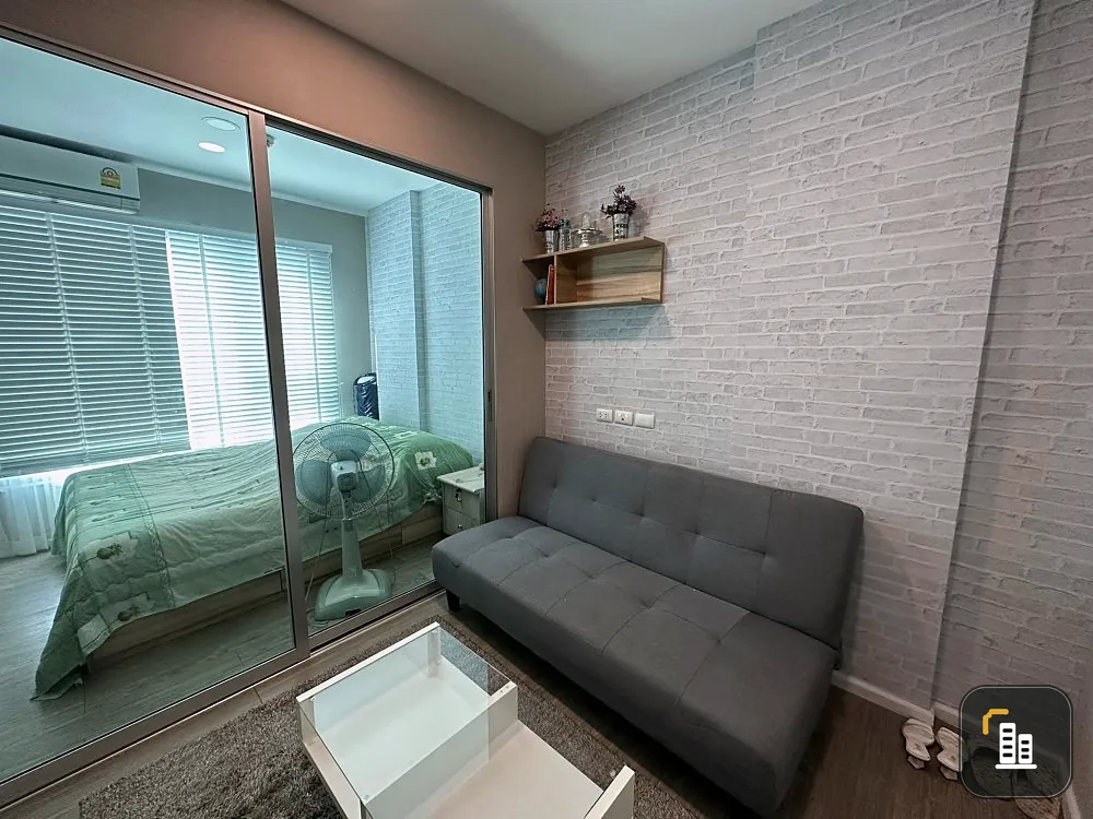 For sale, Happy Condo Don Mueang, The Terminal, next to the wallpaper, the whole room is very nice. Affordable price. Hurry up to reserve.