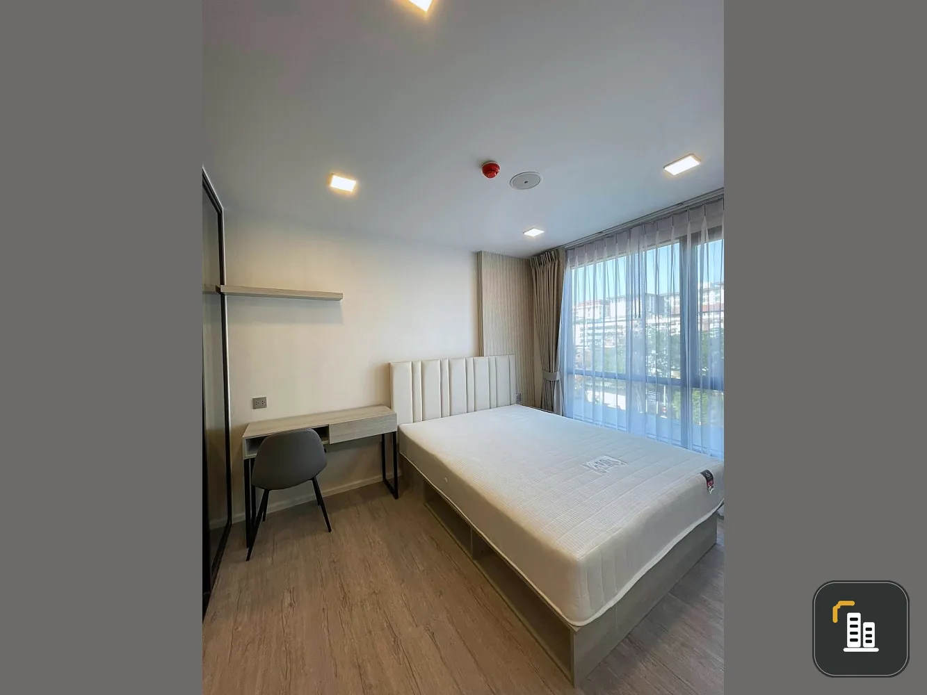 For rent, Cave Eva, 3rd floor, outside view, special type room, walk in closet, fully furnished, ready to move in immediately, book now.