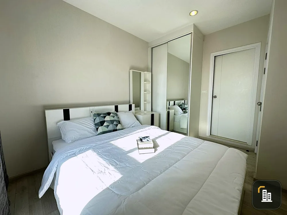 Sale, rent, Plum Condo Central Station, high floor, good view, fully furnished Big bed, comfortable bed. Don't miss it. Urgent.
